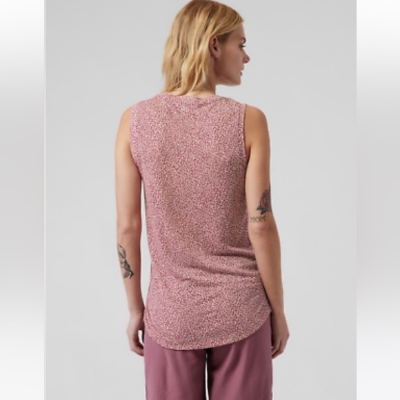 Athleta Breezy Tank, Micro Cheetah Bashful Rose, Size M Medium - Picture 3 of 7